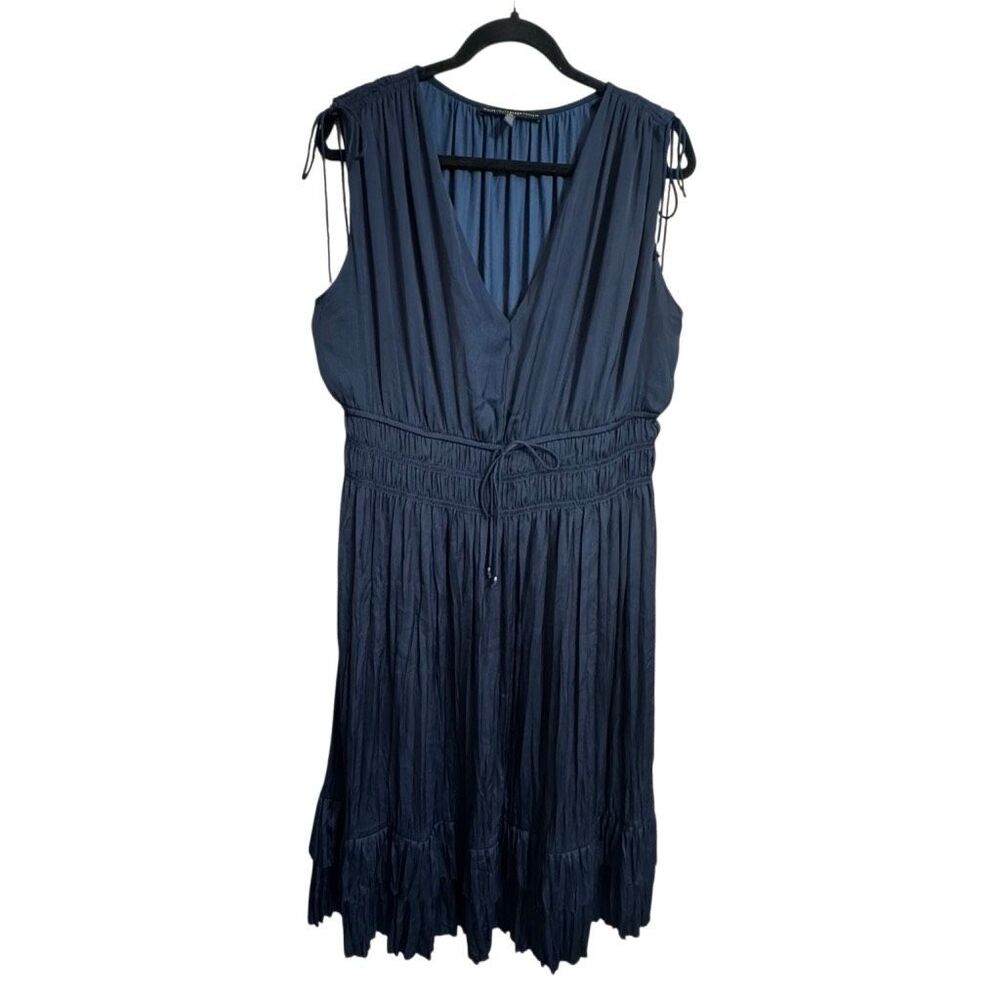 White House Black Market Navy Blue Sleeveless Pleated Midi Dress XL